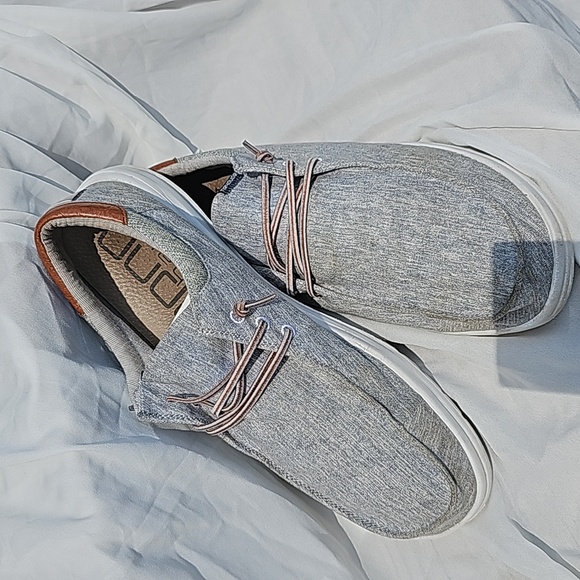 Hey Dudes - Picture 1 of 3